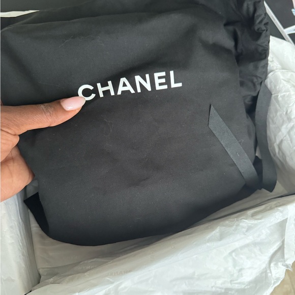 ๐ CHANEL 24P MINI TOP HANDLE LILAC ๐ - Picture 6 of 13